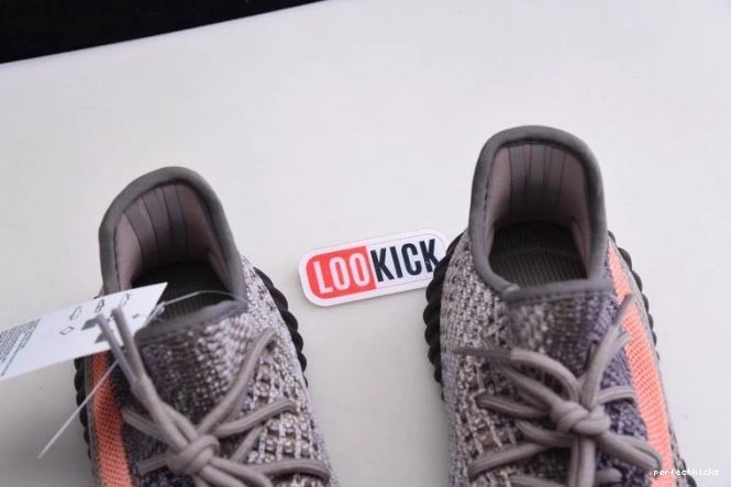 350 adidas Stone Boost V2 Yeezy Ash GW0089 0822